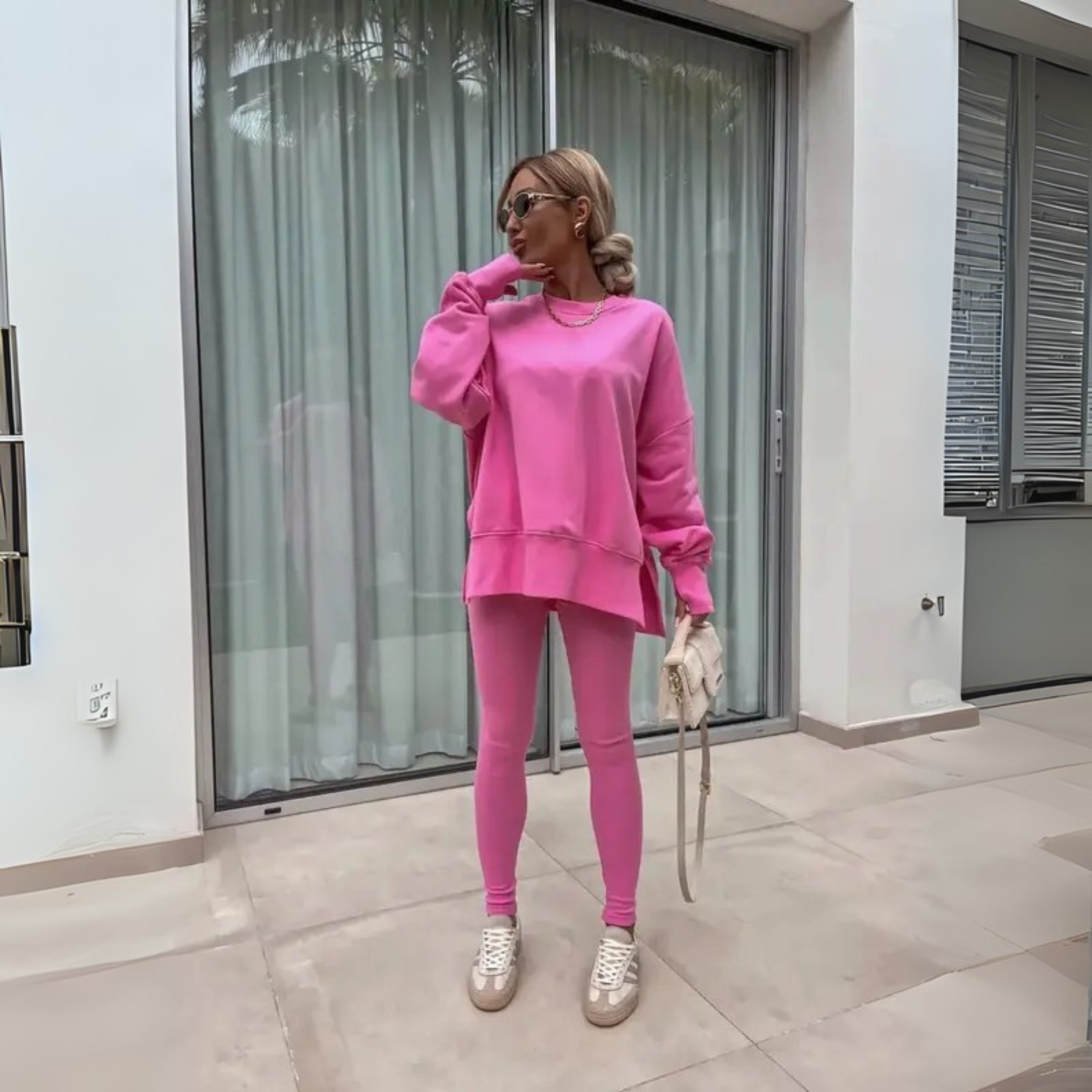 Amanda - Set di Felpa a Manica Lunga e Pantaloni Casual